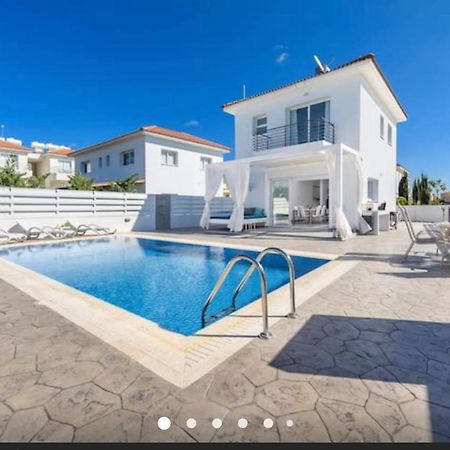 Villa KOLIBRI- MYTHICAL SANDS Paralimni Esterno foto
