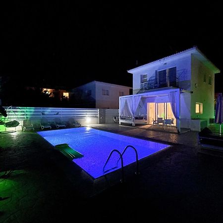 Villa KOLIBRI- MYTHICAL SANDS Paralimni Esterno foto