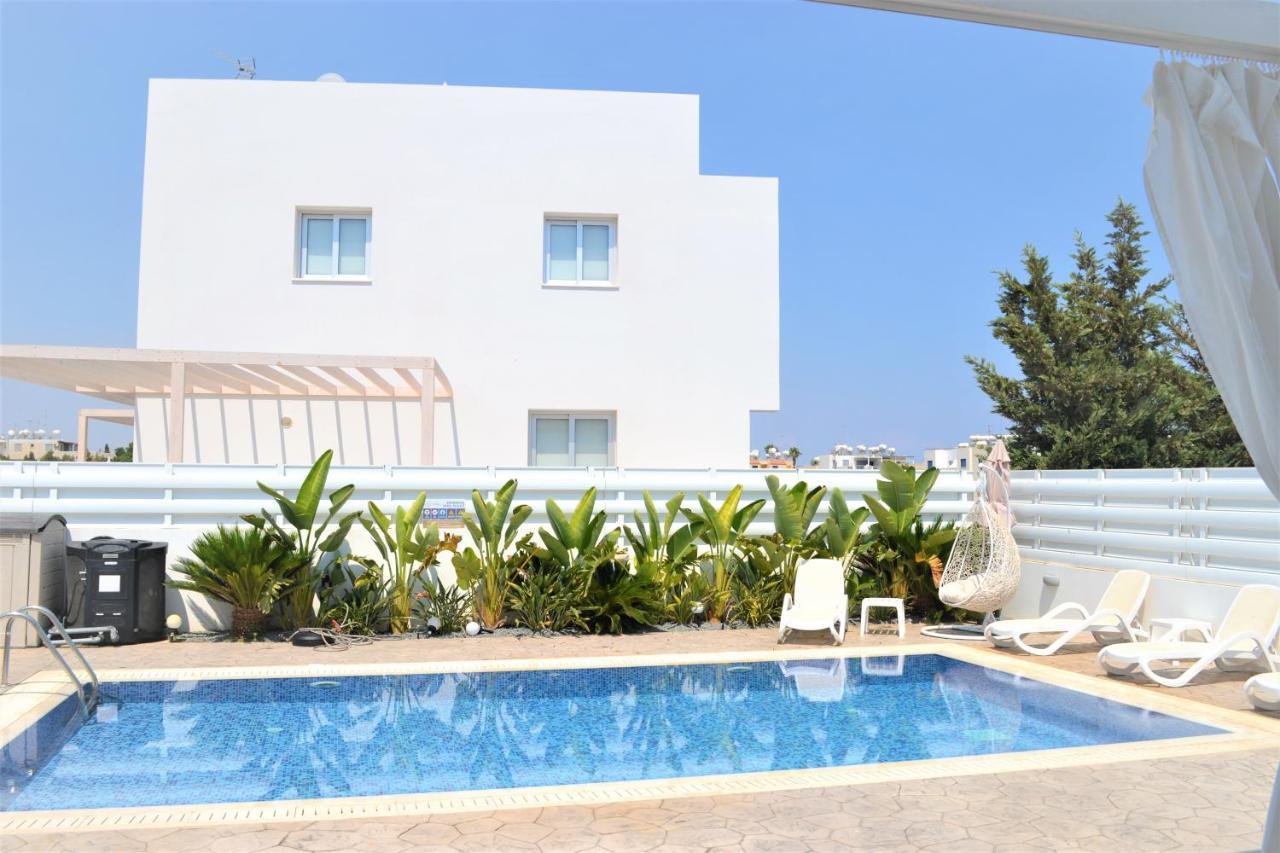 Villa KOLIBRI- MYTHICAL SANDS Paralimni Esterno foto