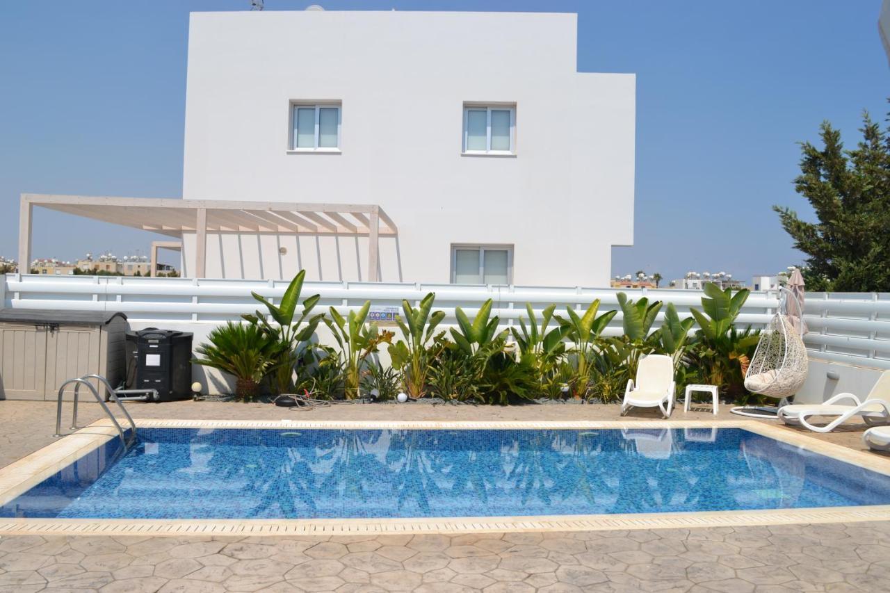 Villa KOLIBRI- MYTHICAL SANDS Paralimni Esterno foto